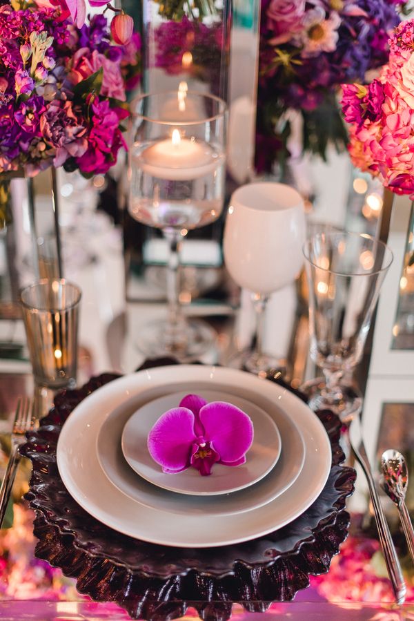  Glamorous Wedding Inspo Featuring Pantone's Color of the Year: Ultra Violet!