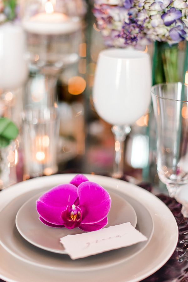  Glamorous Wedding Inspo Featuring Pantone's Color of the Year: Ultra Violet!