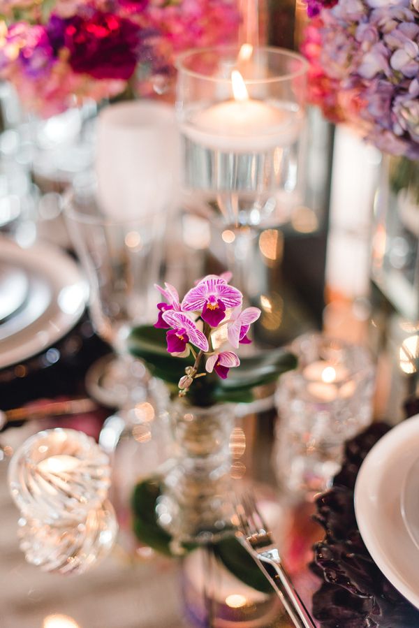  Glamorous Wedding Inspo Featuring Pantone's Color of the Year: Ultra Violet!