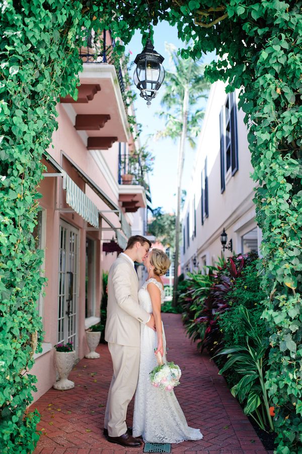  A Sunny and Sweet Naples Wedding