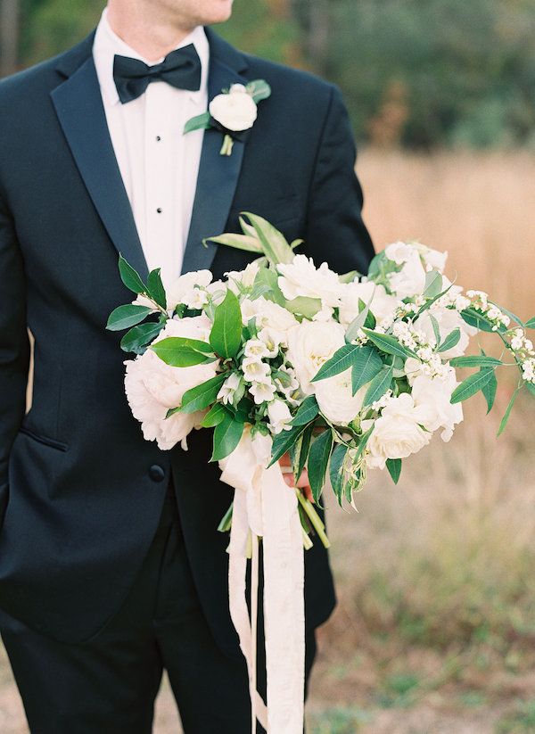  A Classic Winter Wedding in South Carolina