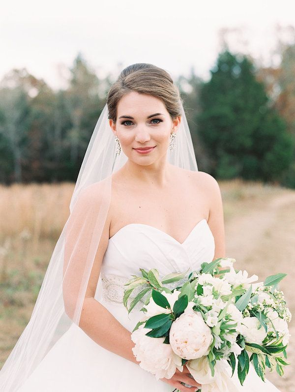  A Classic Winter Wedding in South Carolina