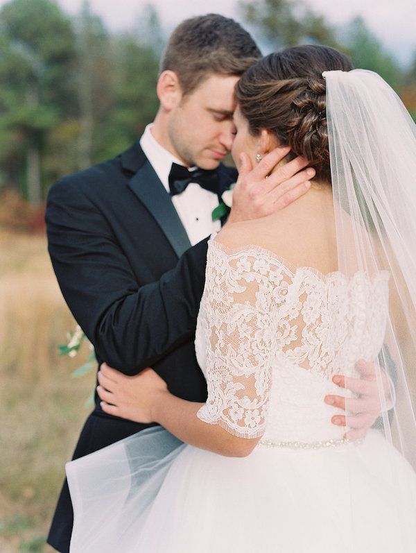  A Classic Winter Wedding in South Carolina