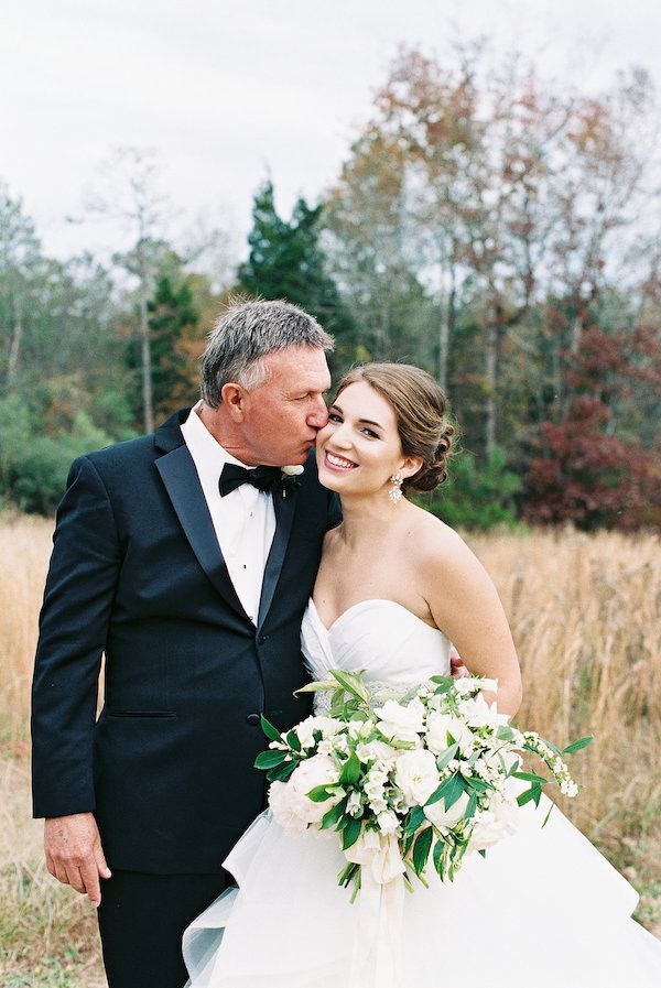  A Classic Winter Wedding in South Carolina