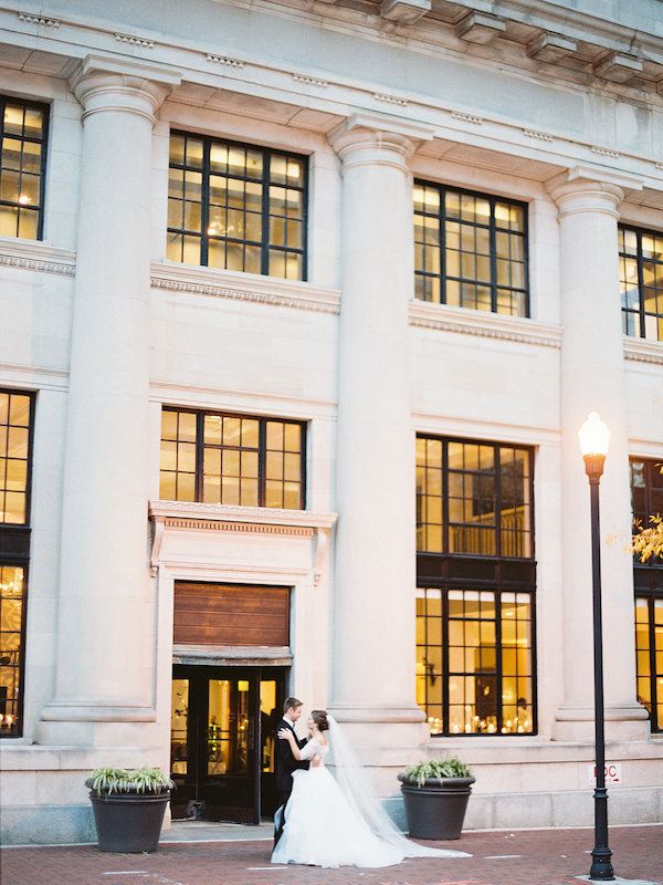  A Classic Winter Wedding in South Carolina