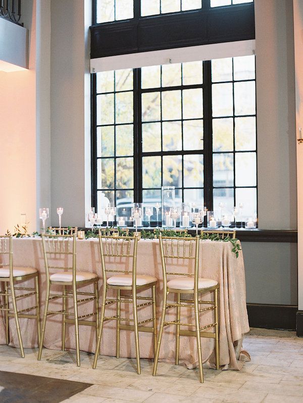  A Classic Winter Wedding in South Carolina