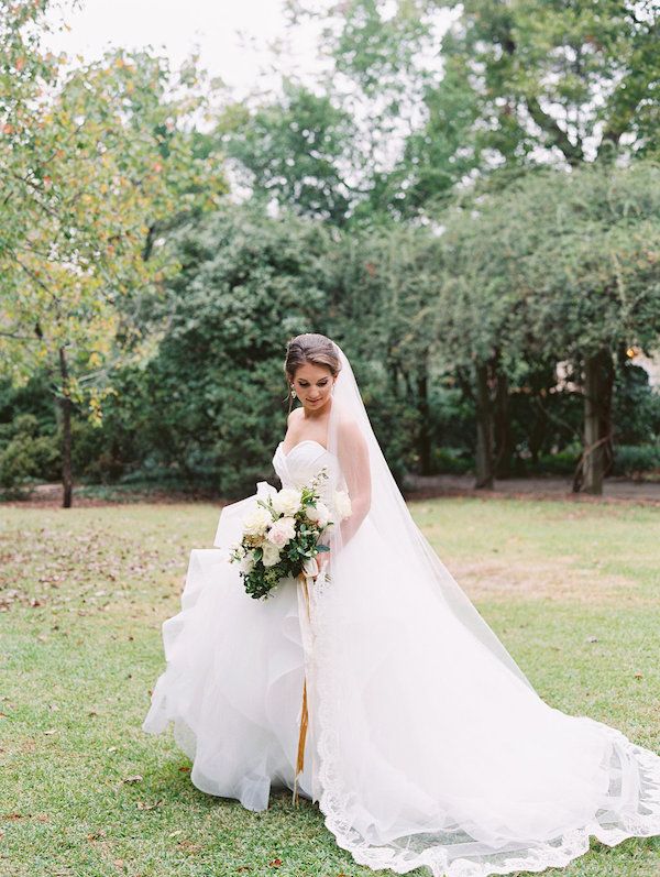  A Classic Winter Wedding in South Carolina