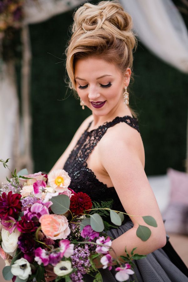  Edgy and Modern Wedding Inspo