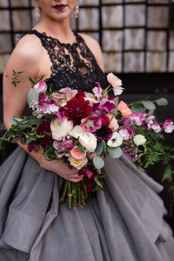  Edgy and Modern Wedding Inspo