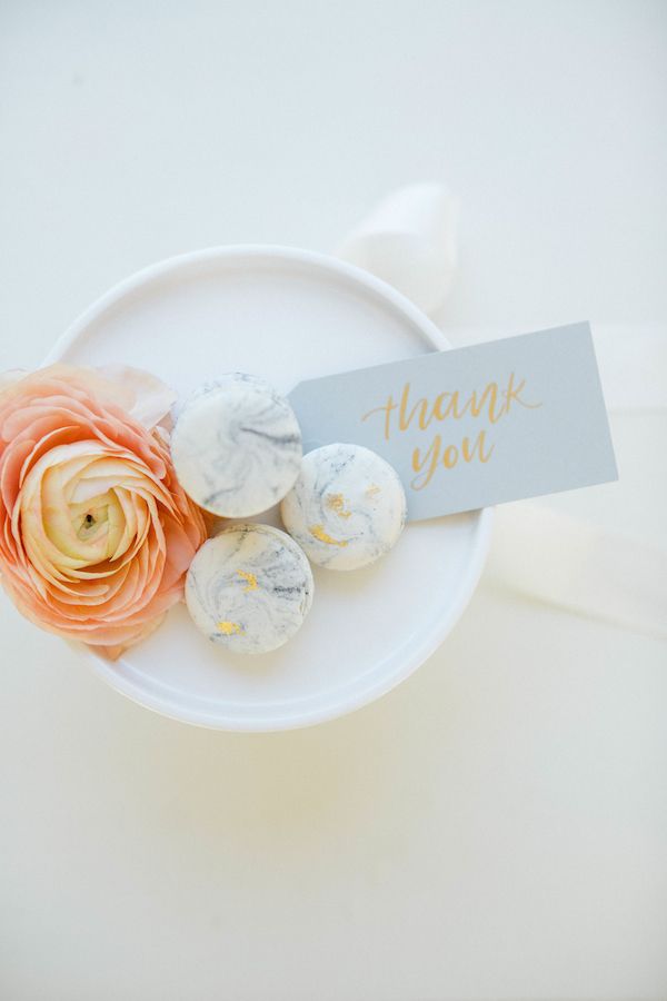  Modern Peach and Gray Wedding Inspo