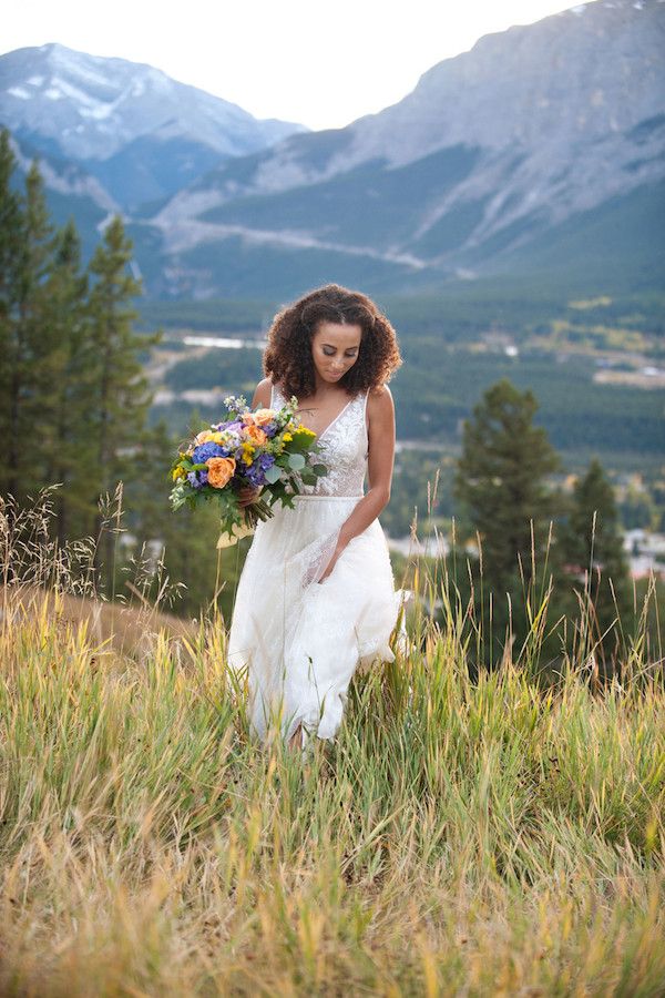  Rocky Mountain Wedding Inspo in Shades of Blue, Lavender, Mustard and Peach