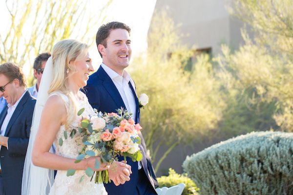  A Taste of Texas Meets the AZ Desert in this Timeless Wedding!