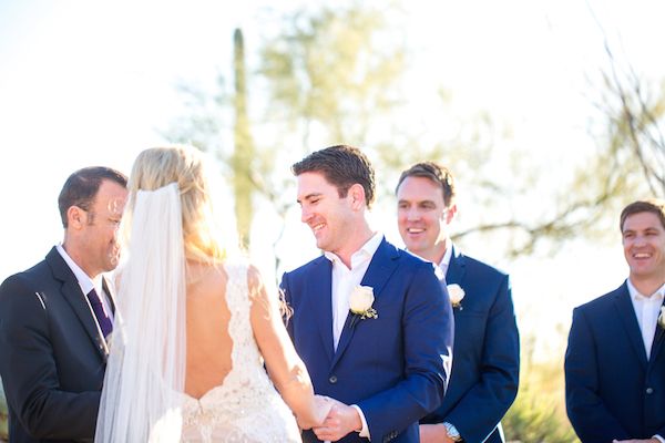  A Taste of Texas Meets the AZ Desert in this Timeless Wedding!