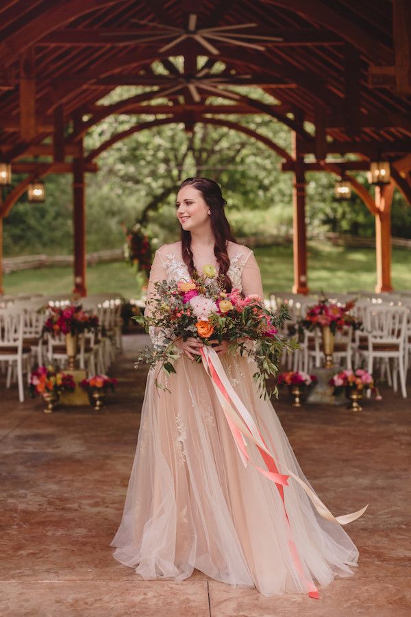  Romantic Spring Mountain Styled Shoot