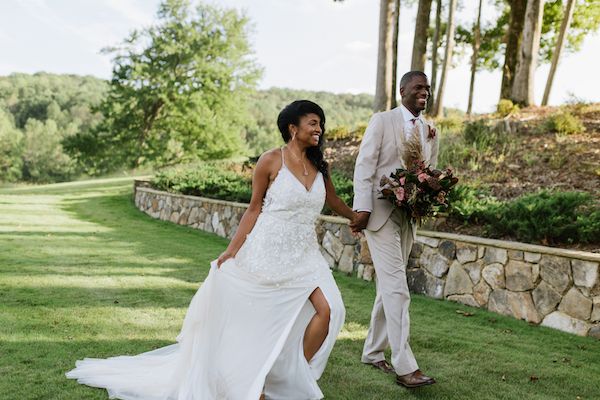  A Warm & Rich Toasted Inspired Wedding with Texture Galore!