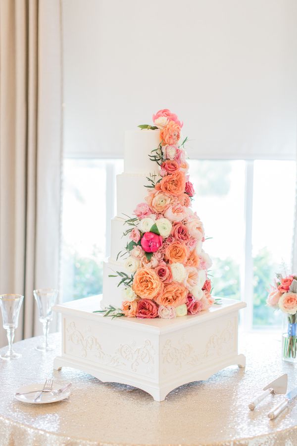  Colorful Florals at This Fun South Carolina Wedding