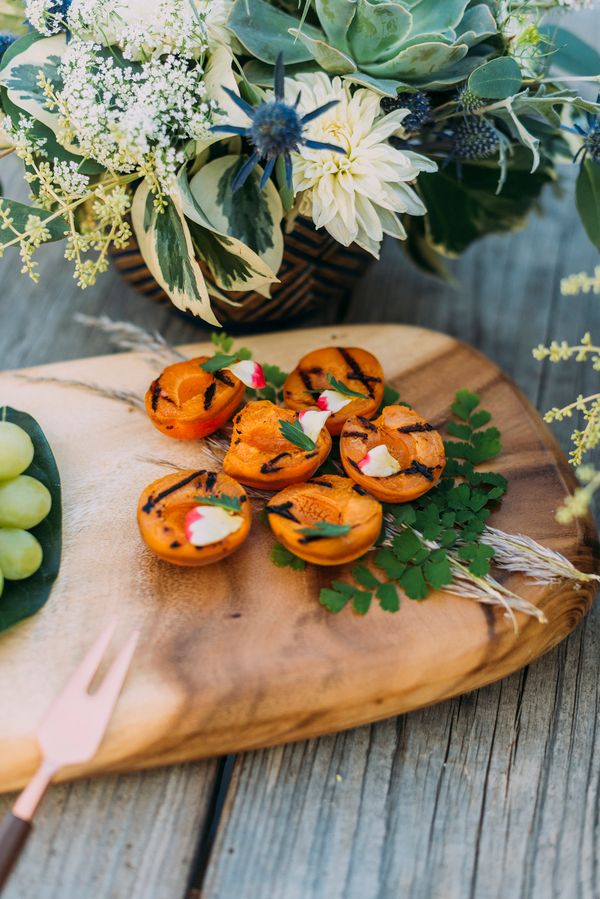  Bohemian Succulent Filled Wedding Inspo