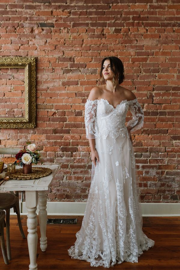 Autumn Wedding Inspiration Featuring Wilderly Bride