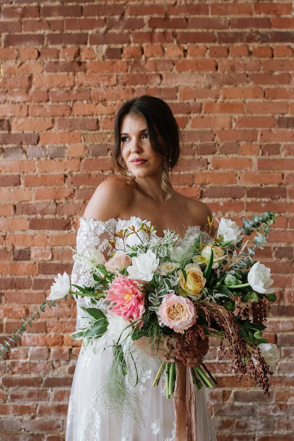 Autumn Wedding Inspiration Featuring Wilderly Bride