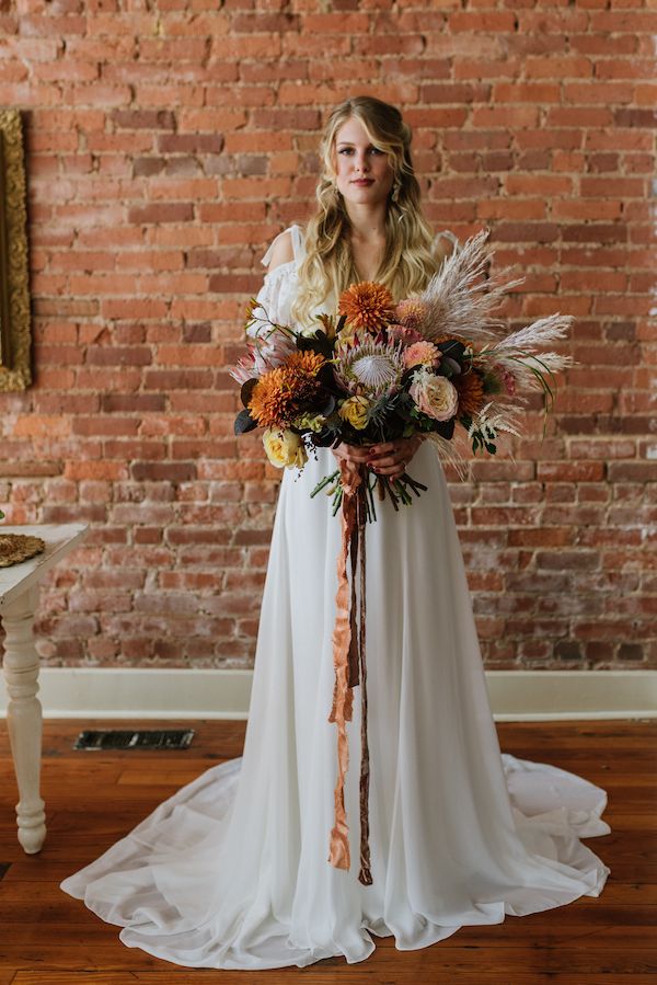 Autumn Wedding Inspiration Featuring Wilderly Bride
