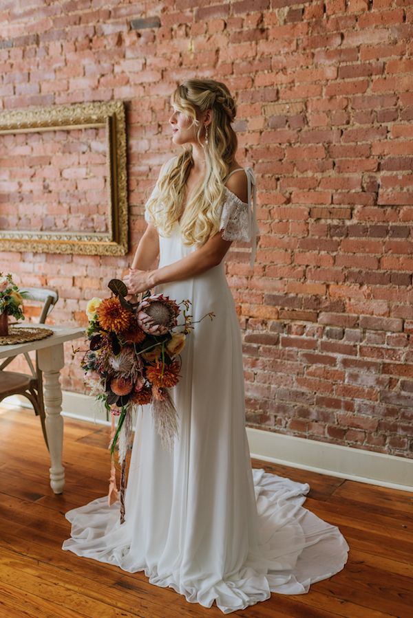 Autumn Wedding Inspiration Featuring Wilderly Bride