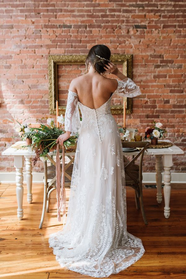 Autumn Wedding Inspiration Featuring Wilderly Bride