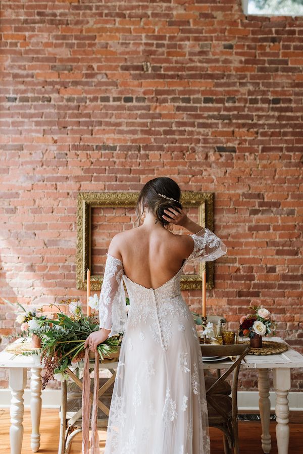 Autumn Wedding Inspiration Featuring Wilderly Bride