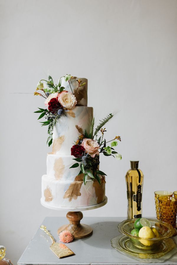 Reception Lounge Ideas with Allure Bridals x Wilderly Bride