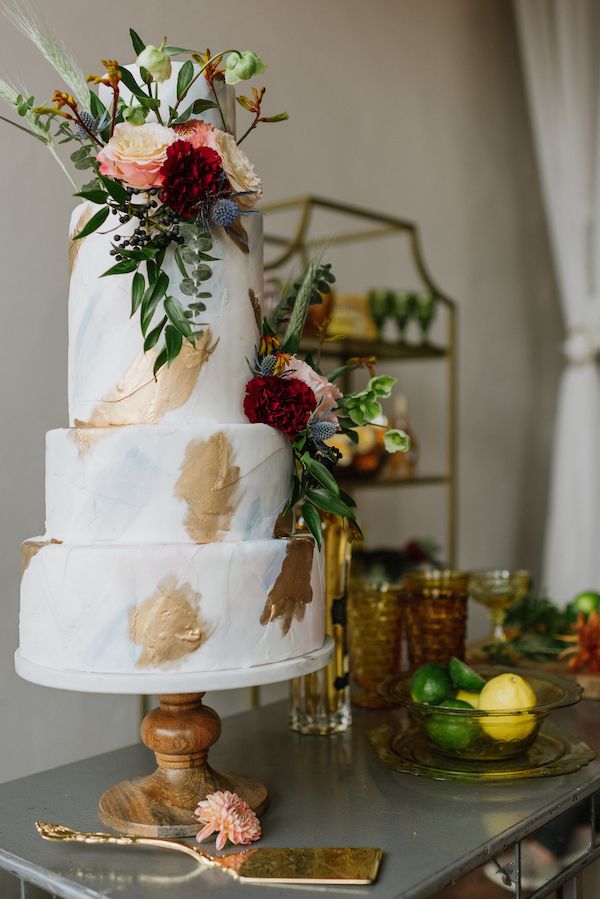Reception Lounge Ideas with Allure Bridals x Wilderly Bride