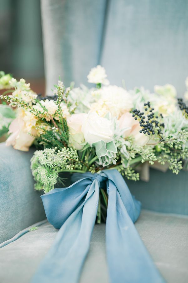  Vintage Meets Modern in this Shoot Full of Dreamy Blues