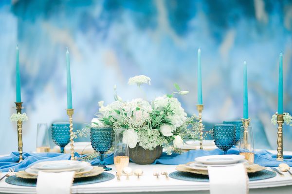  Vintage Meets Modern in this Shoot Full of Dreamy Blues