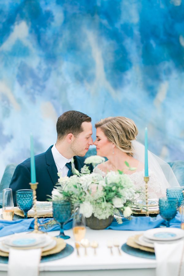  Vintage Meets Modern in this Shoot Full of Dreamy Blues