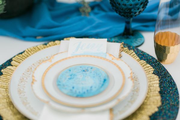  Vintage Meets Modern in this Shoot Full of Dreamy Blues