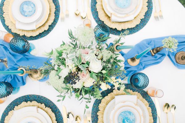  Vintage Meets Modern in this Shoot Full of Dreamy Blues