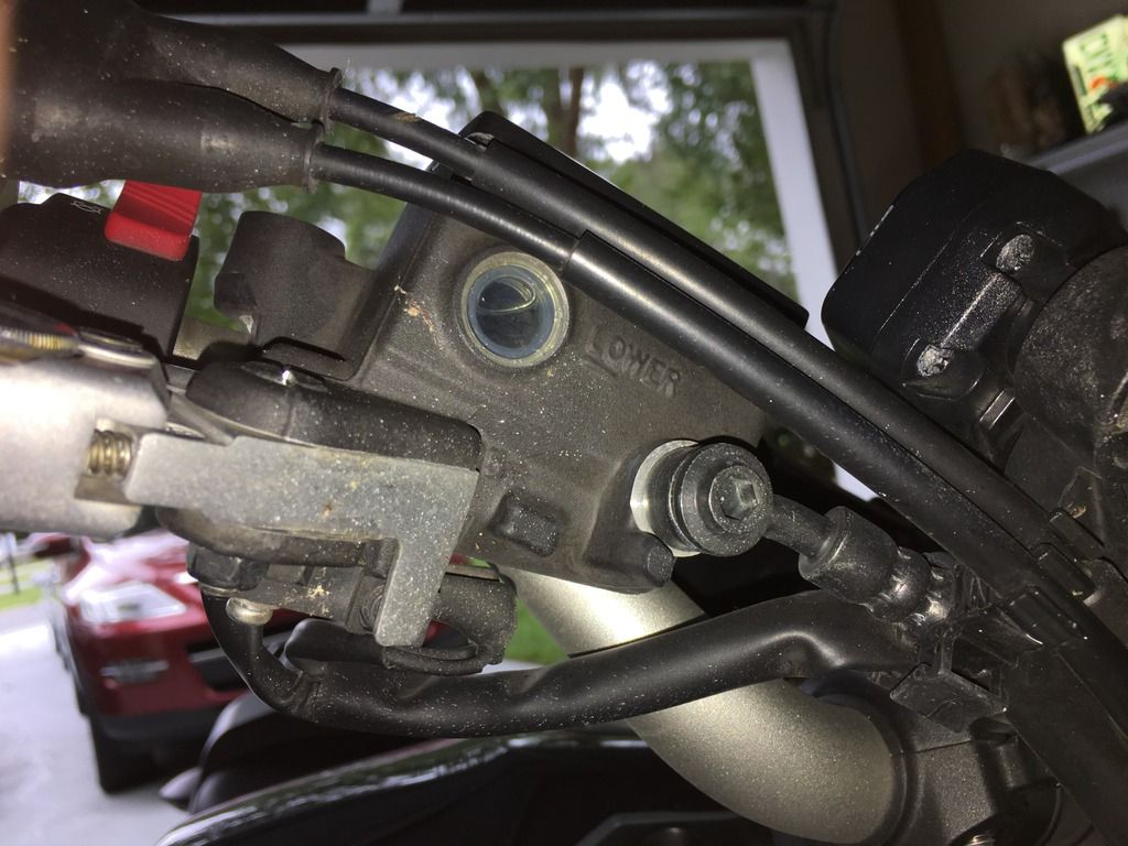 Did I overfill my brake fluid reservoir? Yamaha FZ09 Forum
