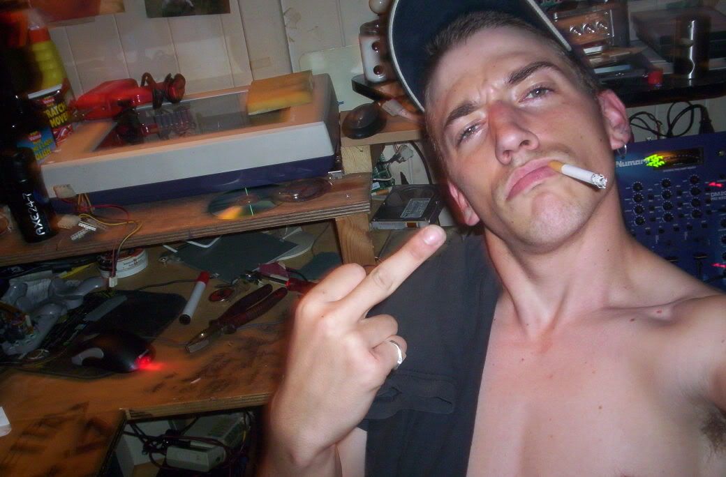 [img width=640 height=480]http://i24.photobucket.com/albums/c32/ZaadNL/WKEnd_27_05/100_0856.jpg[/img]