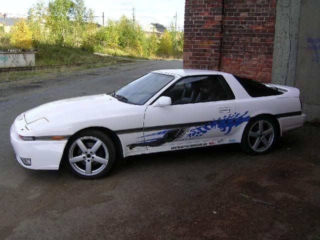 http://i24.photobucket.com/albums/c38/snusaren/minsupra/gammal1.jpg