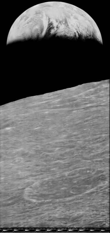 Lunar Orbiter1 Earthrise