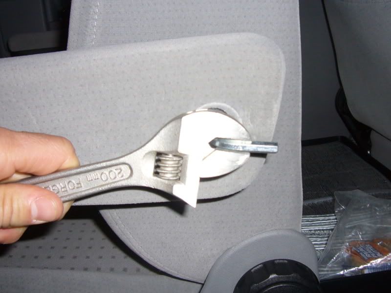 Eurovan wobbly armrest repair? VW Vortex Volkswagen Forum