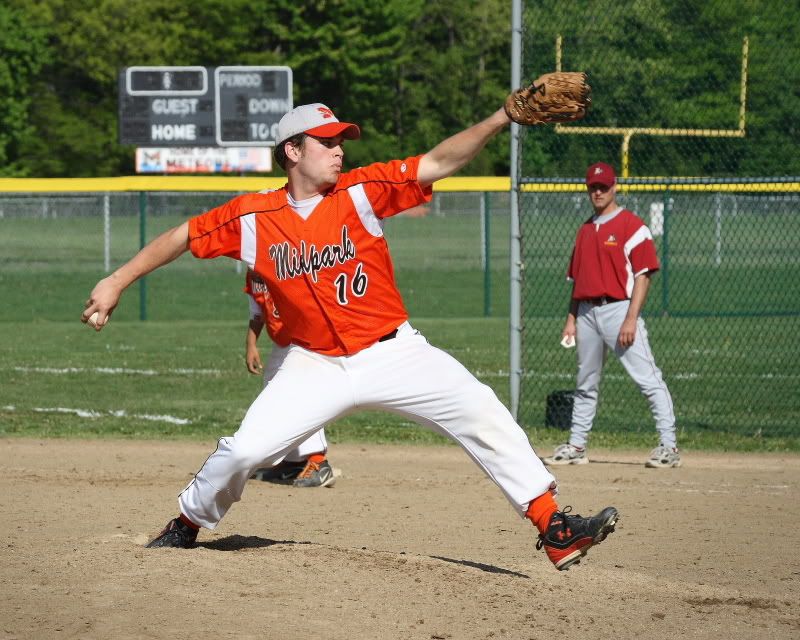 IMAGE: http://i24.photobucket.com/albums/c9/peri8x42/websizevarsitybaseball007.jpg