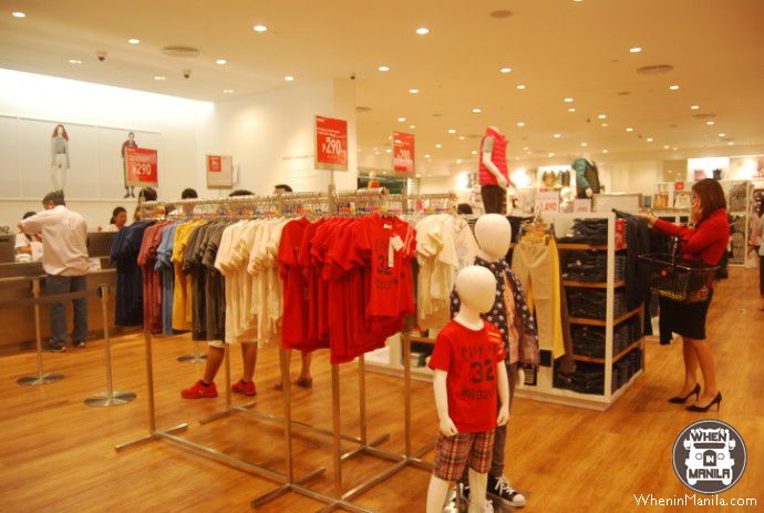 Uniqlo Philippines opens branch in SM Clark