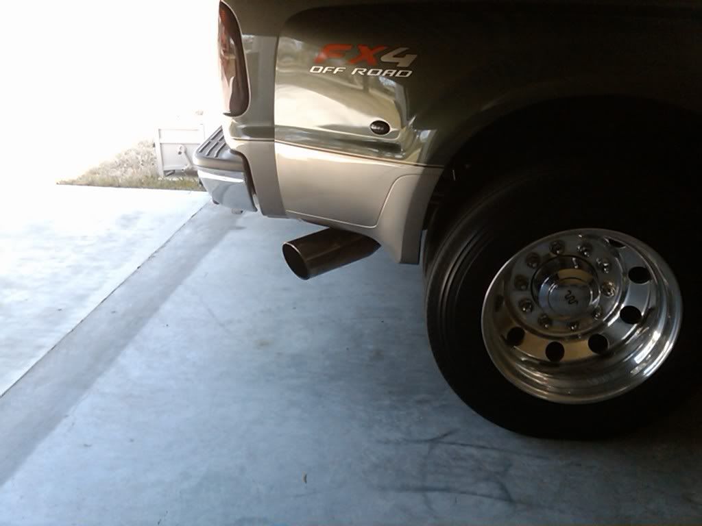 5in and 6in exhaust tip pics - Page 3 - PowerStrokeNation : Ford