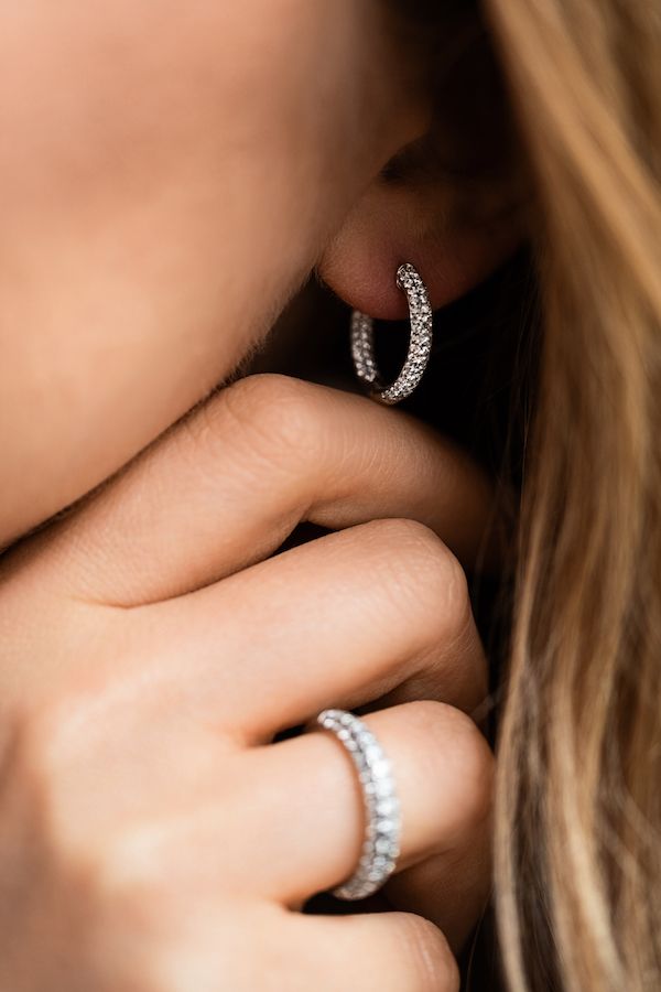  Gift Her With Sparkle This Holiday Season!