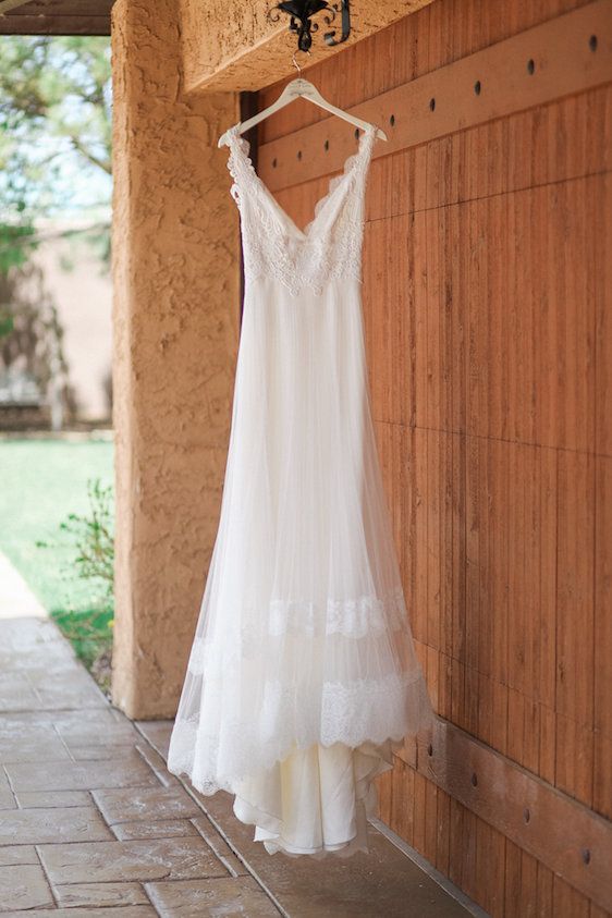 Spanish Meets Southwest Wedding Style | The Perfect Palette