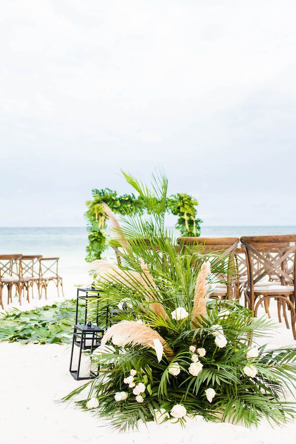  A Colorful Destination Wedding in Tulum Mexico