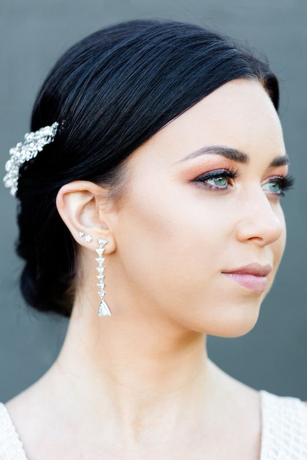  Say Hello to this Elegant Arizona Shoot with Industrial Details