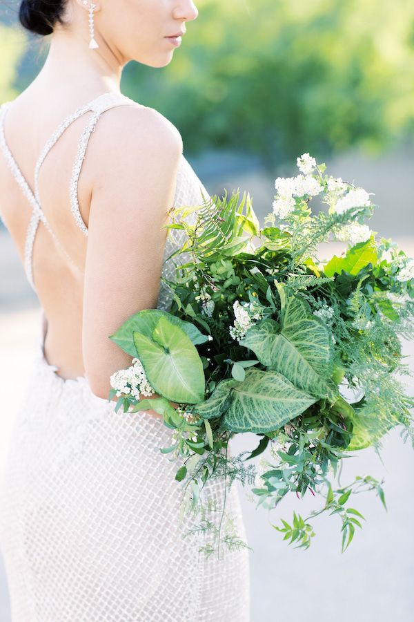  Say Hello to this Elegant Arizona Shoot with Industrial Detailsg