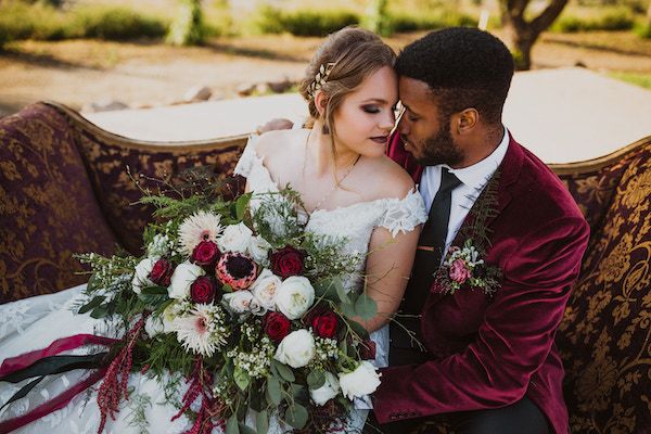  Dark and Moody Temecula California Wedding Inspo