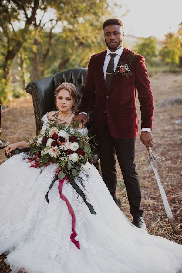  Dark and Moody Temecula California Wedding Inspo