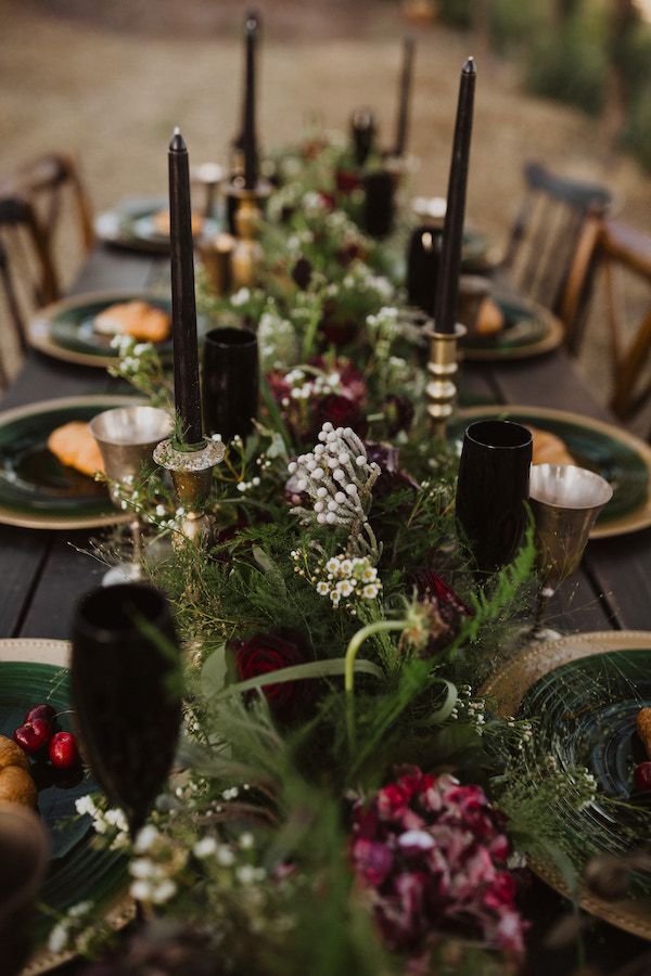  Dark and Moody Temecula California Wedding Inspo